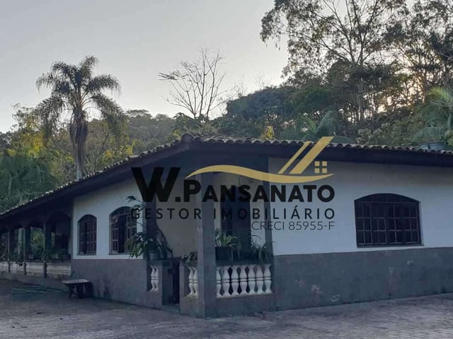 Chácara com 7000m² 4 quartos e 3 banheiros, à venda, no bairro Portão em Arujá