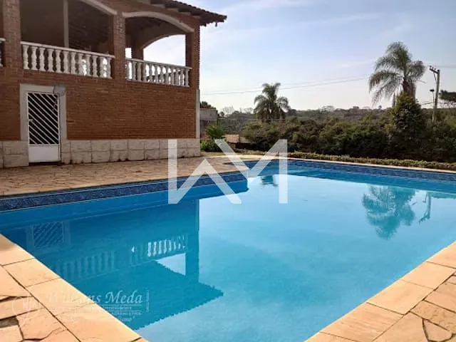 Chácara com 1368m² 4 quartos e 4 banheiros, à venda, no bairro Chácaras Fernão Dias em Bragança Paulista