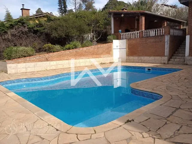 Chácara com 1368m² 4 quartos e 4 banheiros, à venda, no bairro Chácaras Fernão Dias em Bragança Paulista