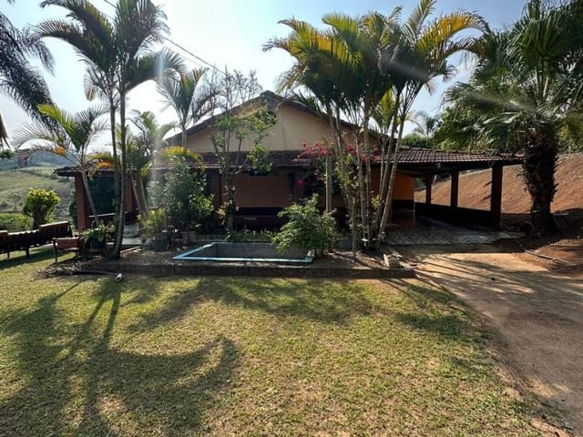 Chácara com 6000m² 2 quartos e 3 banheiros, à venda, no bairro Pessegueiro em Extrema