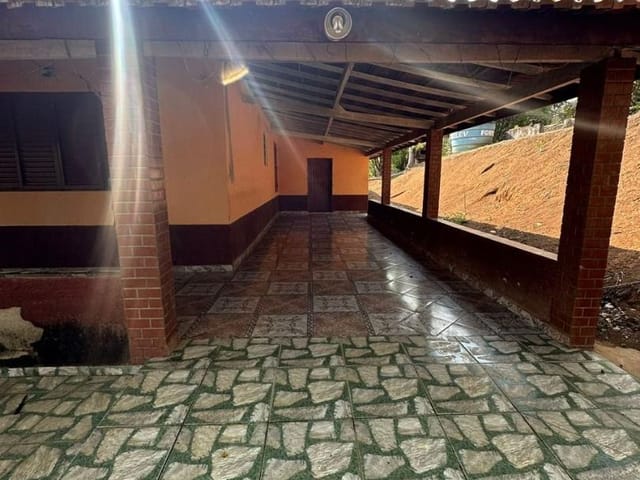 Chácara com 6000m² 2 quartos e 3 banheiros, à venda, no bairro Pessegueiro em Extrema