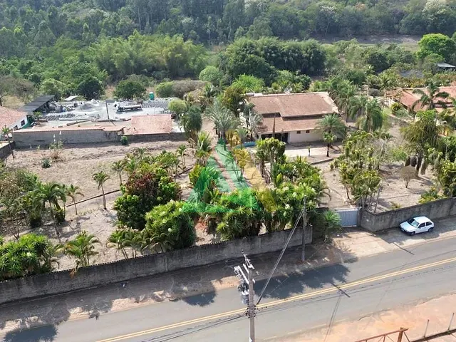 Chácara com 7000m² 6 quartos e 3 banheiros, à venda ou para alugar, no bairro Moji Mirim em Mogi Mirim