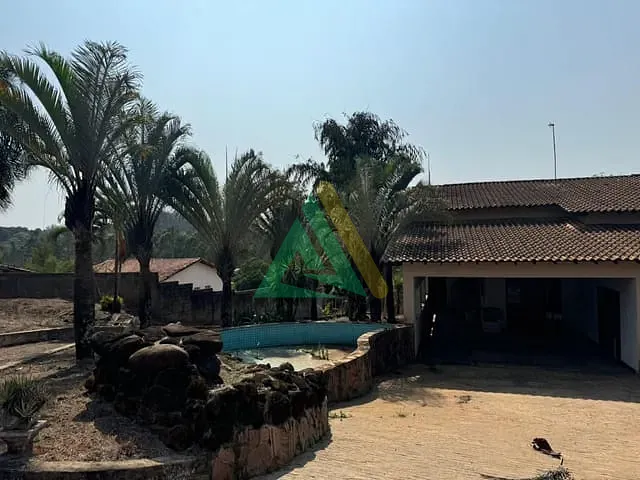 Chácara com 7000m² 6 quartos e 3 banheiros, à venda ou para alugar, no bairro Moji Mirim em Mogi Mirim