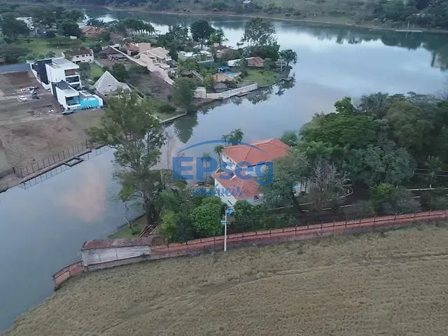 Chácara com 5238m² 1 quarto e 1 banheiro, à venda, no bairro Colonial em Londrina