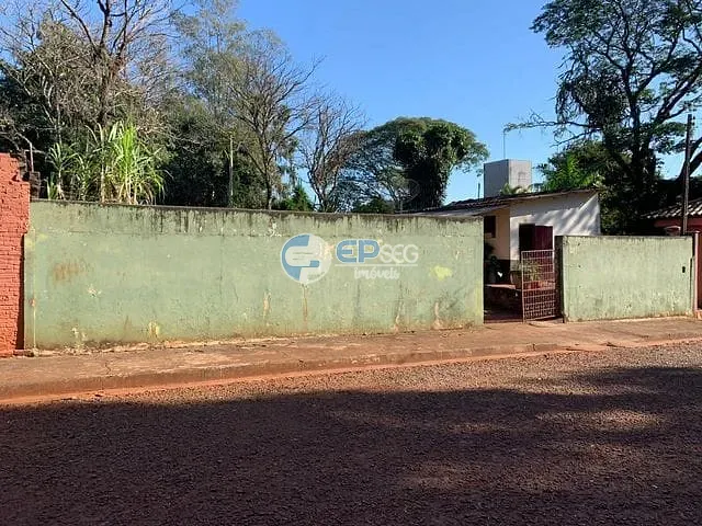 Chácara com 5238m² 1 quarto e 1 banheiro, à venda, no bairro Colonial em Londrina
