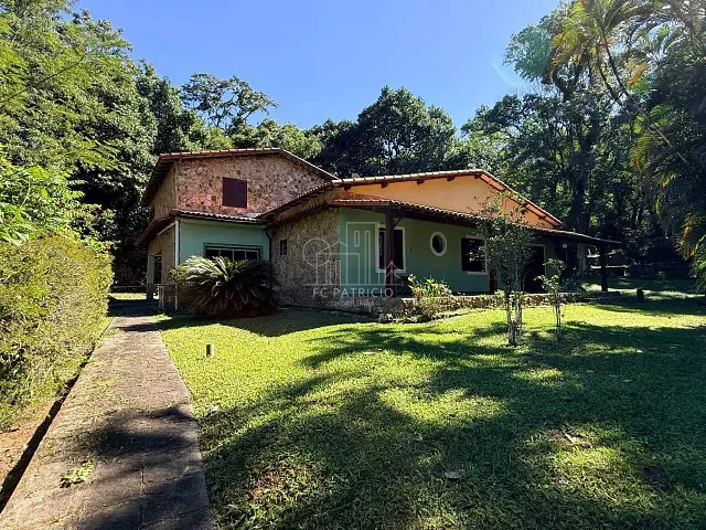 Chácara com 21962m² 8 quartos e 4 banheiros, à venda, no bairro Limoeiro em Guapimirim