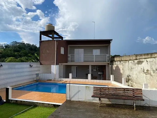 Chácara com 458m² 3 quartos e 3 banheiros, à venda, no bairro Pires em Ibiúna