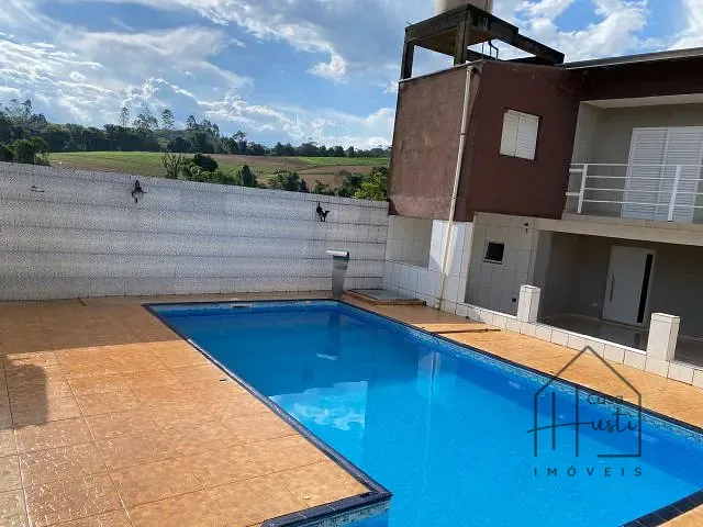 Chácara com 458m² 3 quartos e 3 banheiros, à venda, no bairro Pires em Ibiúna