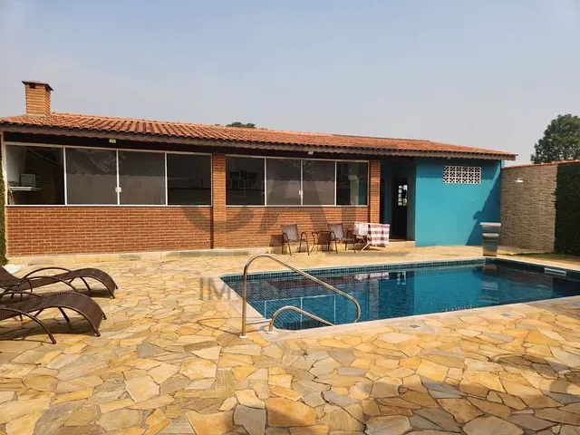 Chácara com 2317m² 3 quartos e 2 banheiros, à venda, no bairro Pinhalzinho em Holambra