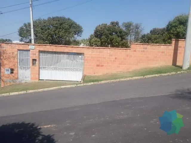Chácara com 1000m² 1 quarto e 1 banheiro, à venda, no bairro Jardim Buru em Salto