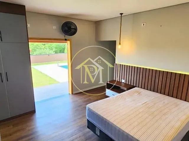 Chácara com 1300m² 5 quartos e 7 banheiros, à venda, no bairro Puris em Ibiúna