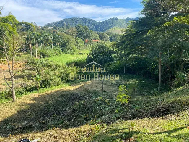 Chácara com 2532m² 2 quartos e 2 banheiros, à venda, no bairro Conservatória em Valença
