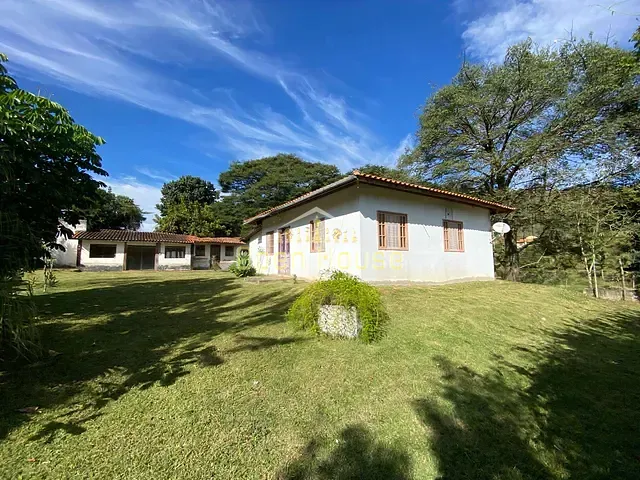 Chácara com 2532m² 2 quartos e 2 banheiros, à venda, no bairro Conservatória em Valença