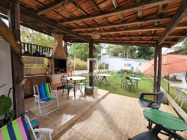 Chácara com 912m² 4 quartos e 2 banheiros, à venda, no bairro Mãe dos Homens em Bragança Paulista