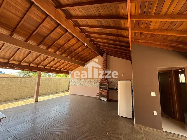 Chácara com 1000m² 2 quartos e 3 banheiros, à venda, no bairro Recanto do Bié II em Itapira