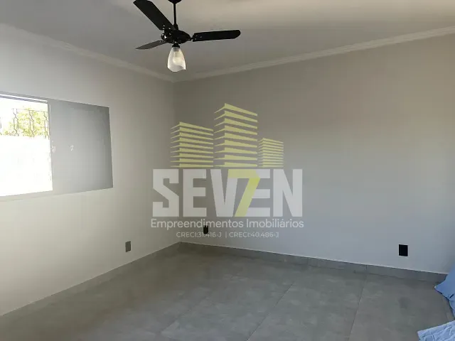 Chácara com 300m² 3 quartos e 2 banheiros, à venda, no bairro Vale do Igapó em Bauru