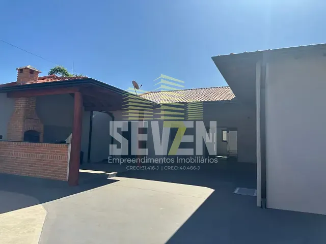 Chácara com 300m² 3 quartos e 2 banheiros, à venda, no bairro Vale do Igapó em Bauru