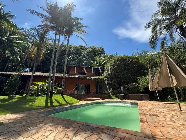 Chácara com 3000m² 2 quartos e 3 banheiros, à venda, no bairro Esperança em Londrina