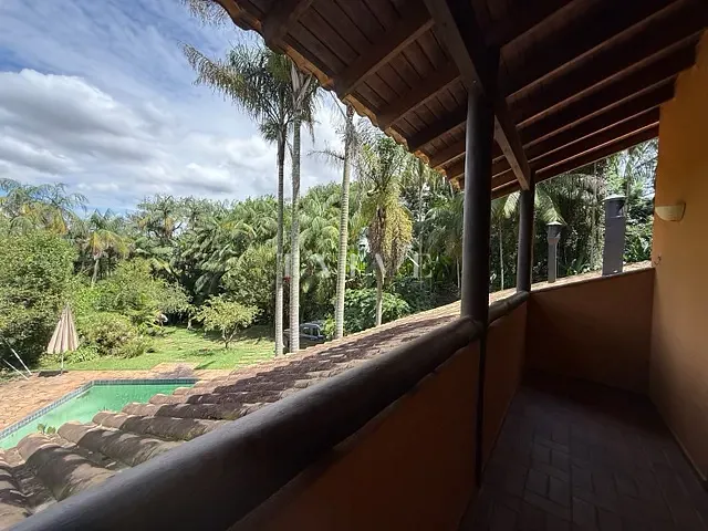 Chácara com 3000m² 2 quartos e 3 banheiros, à venda, no bairro Esperança em Londrina