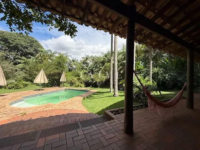 Chácara com 3000m² 2 quartos e 3 banheiros, à venda, no bairro Esperança em Londrina