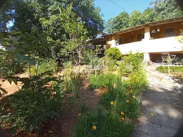 Chácara com 2600m² 7 quartos e 3 banheiros, à venda, no bairro Bortolan em Poços de Caldas