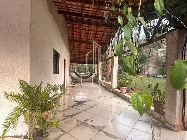 Chácara com 3700m² 2 quartos e 2 banheiros, à venda, no bairro Graminha em Limeira