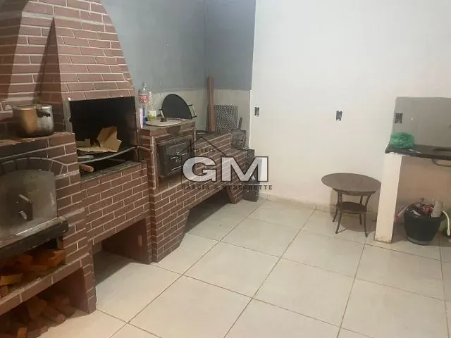 Chácara com 250m² 2 quartos e 2 banheiros, à venda, no bairro centro em Jardinópolis