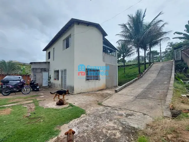 Chácara com 160m² 3 quartos e 3 banheiros, à venda, no bairro BOM JARDIM em GUAXUPÉ