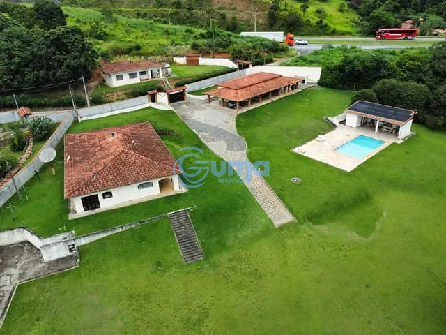 Chácara com 20000m² 5 quartos e 7 banheiros, à venda, no bairro Rio Acima em Vargem