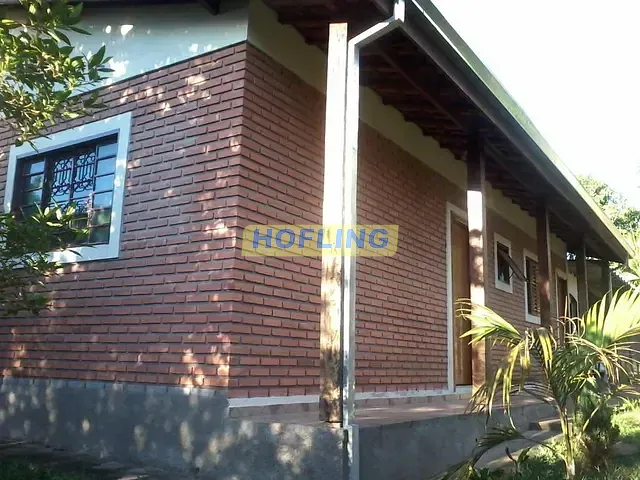 Chácara com 1350m² 3 quartos e 2 banheiros, à venda, no bairro Centro em Analândia