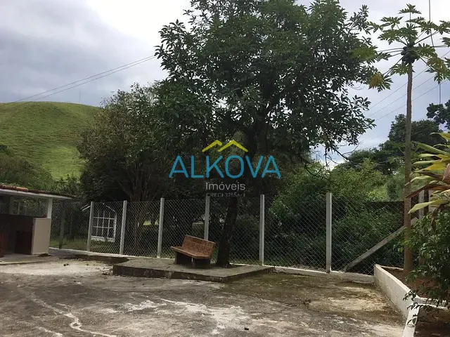 Chácara com 3800m² 2 quartos e 2 banheiros, à venda, no bairro Buquirinha II em São José dos Campos