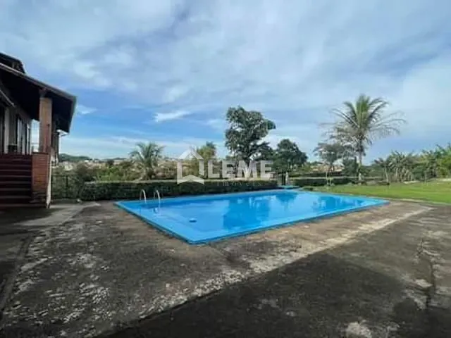Chácara 3 quartos e 2 banheiros, à venda, no bairro Vila Lambari em Mococa