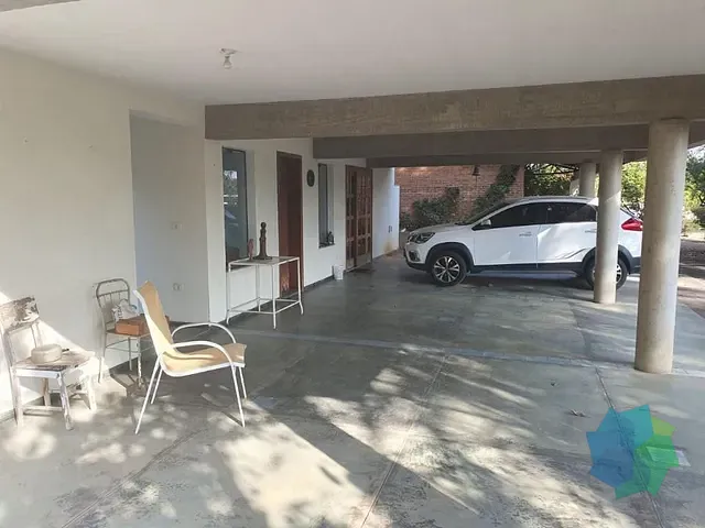 Chácara com 2120m² 3 quartos e 4 banheiros, à venda, no bairro Condomínio Haras São Luiz em Salto