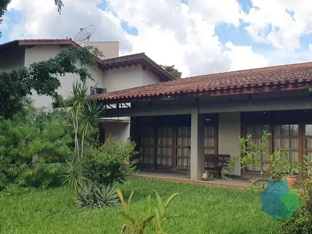 Chácara com 2120m² 3 quartos e 4 banheiros, à venda, no bairro Condomínio Haras São Luiz em Salto