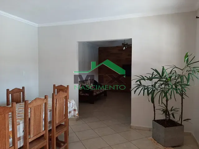 Chácara com 500m² 7 quartos e 4 banheiros, à venda, no bairro Chácara Boa Vista em Casa Branca