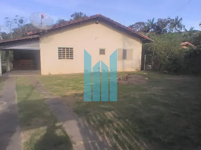 Chácara com 1500m² 3 quartos e 1 banheiro, à venda, no bairro Souza Lima em Poços de Caldas