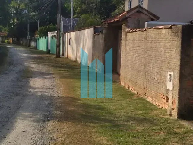 Chácara com 1500m² 3 quartos e 1 banheiro, à venda, no bairro Souza Lima em Poços de Caldas