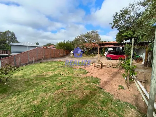 Chácara com 811m² 4 quartos e 2 banheiros, à venda, no bairro Califórnia II em Botucatu