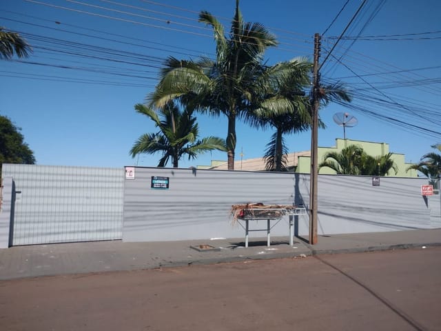 Chácara com 3030m² 1 quarto e 4 banheiros, à venda, no bairro Jardim Silvino em Cambé