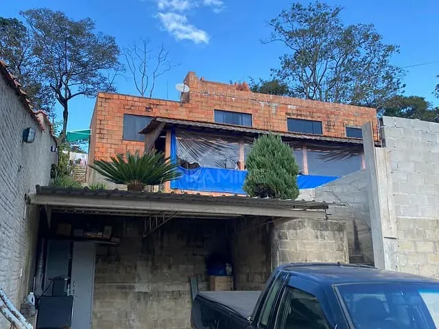 Chácara com 700m² 2 quartos e 1 banheiro, à venda, no bairro Laranjeiras em Caldas
