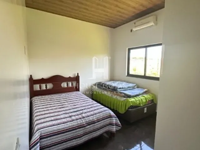 Chácara com 1287m² 4 quartos e 5 banheiros, à venda, no bairro Residencial Solar São Francisco II em Trindade