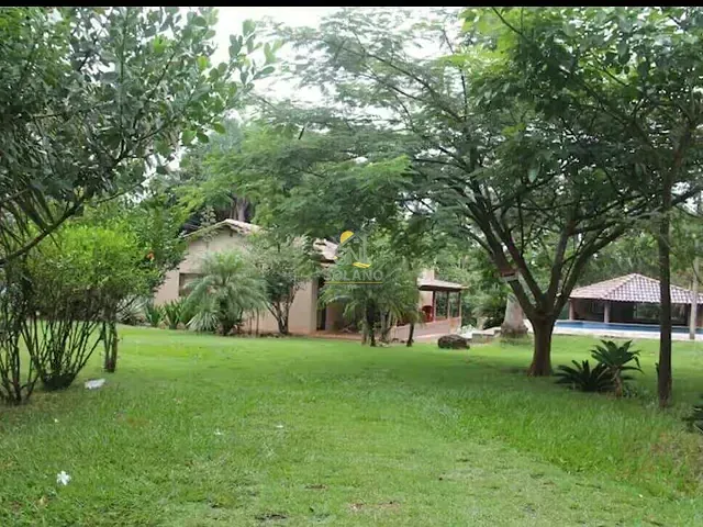 Chácara com 9m² 2 quartos e 3 banheiros, à venda, no bairro Centro em Morrinhos