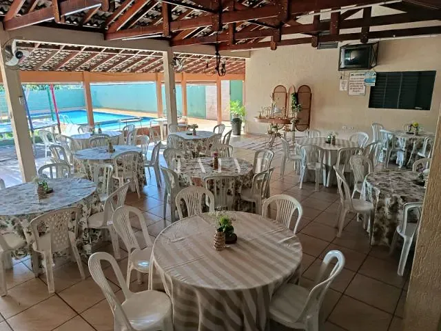 Chácara com 450m² 1 quarto e 2 banheiros, à venda, no bairro Jardim Riviera em Cambé