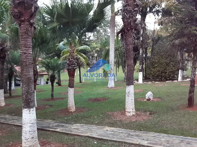 Chácara com 100m² 6 quartos e 6 banheiros, à venda, no bairro Veraneio Irajá em Jacareí