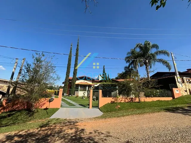 Chácara com 1022m² 4 quartos e 4 banheiros, à venda, no bairro Paruru em Ibiúna