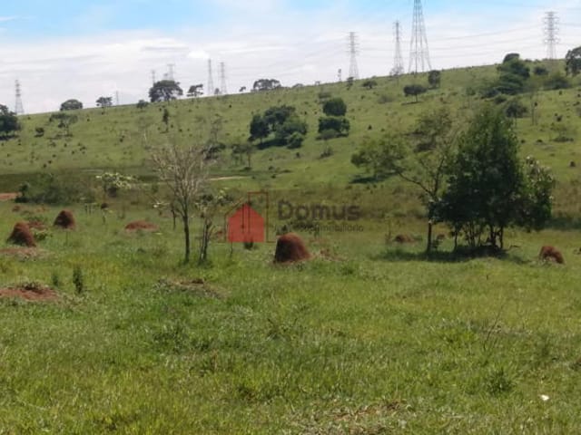 Chácara com 145200m², à venda, no bairro Parque Lago Azul em Pindamonhangaba