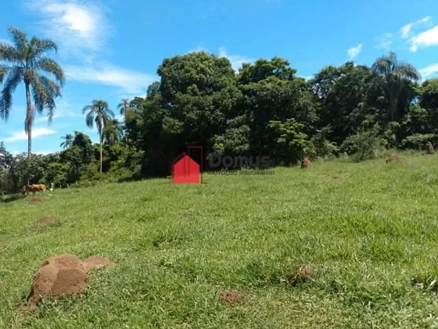 Chácara com 145200m², à venda, no bairro Parque Lago Azul em Pindamonhangaba