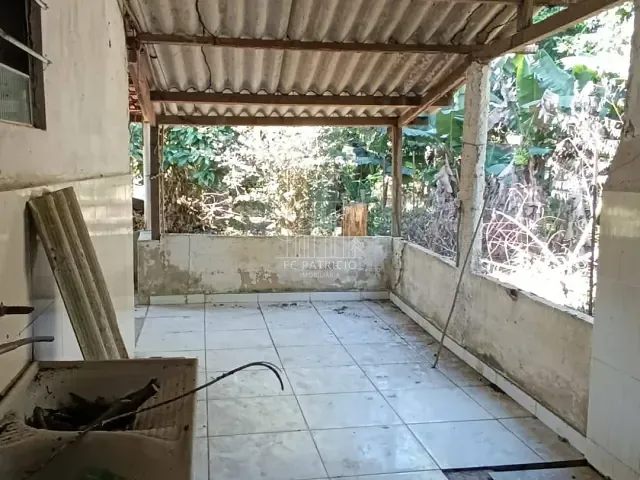 Chácara com 910m² 3 quartos e 2 banheiros, à venda, no bairro Parada Modelo em Guapimirim