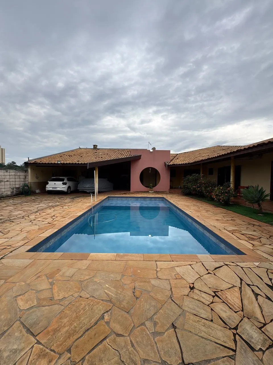 Chácara, 2 quartos, 1040 m² - Foto 2