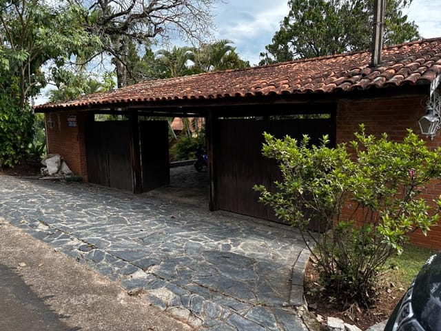 Chácara com 3000m² 6 quartos e 7 banheiros, à venda, no bairro Nova Araçoiaba em Araçoiaba da Serra
